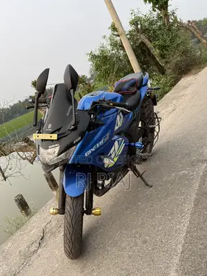 Suzuki Gixxer SF . 2020