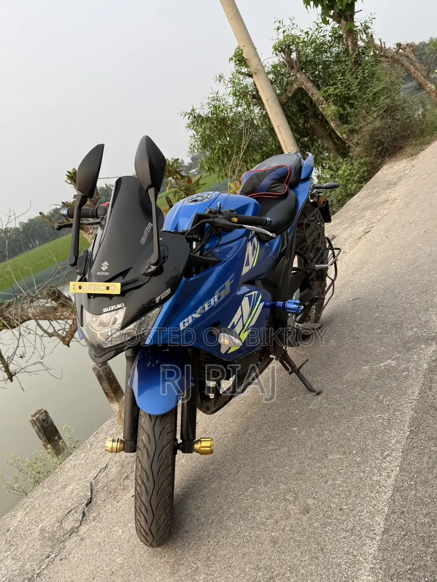 Suzuki Gixxer SF . 2020