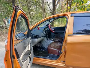 Tata Tiago XTR 2018