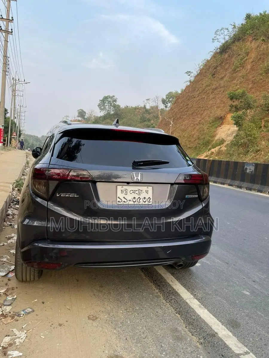 Honda Vezel . 2014