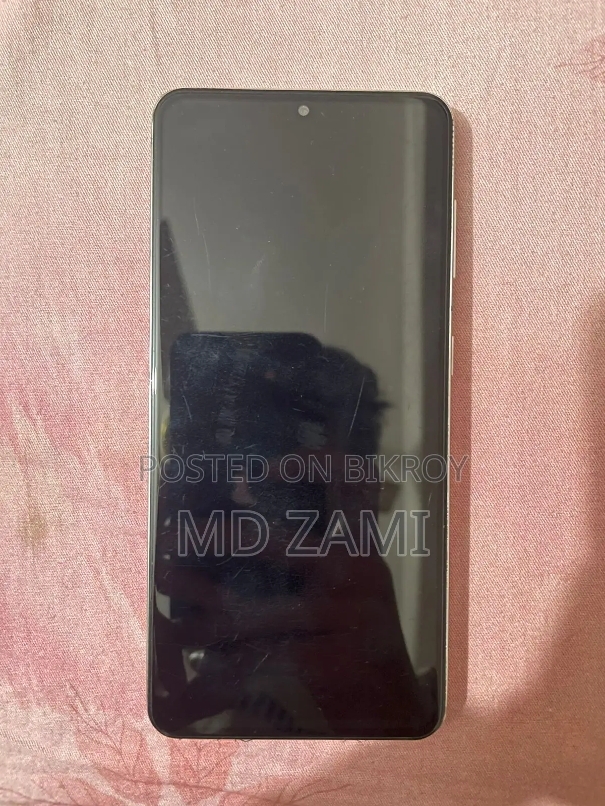 Samsung Galaxy S21 ` (Used)