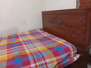 Box Bed