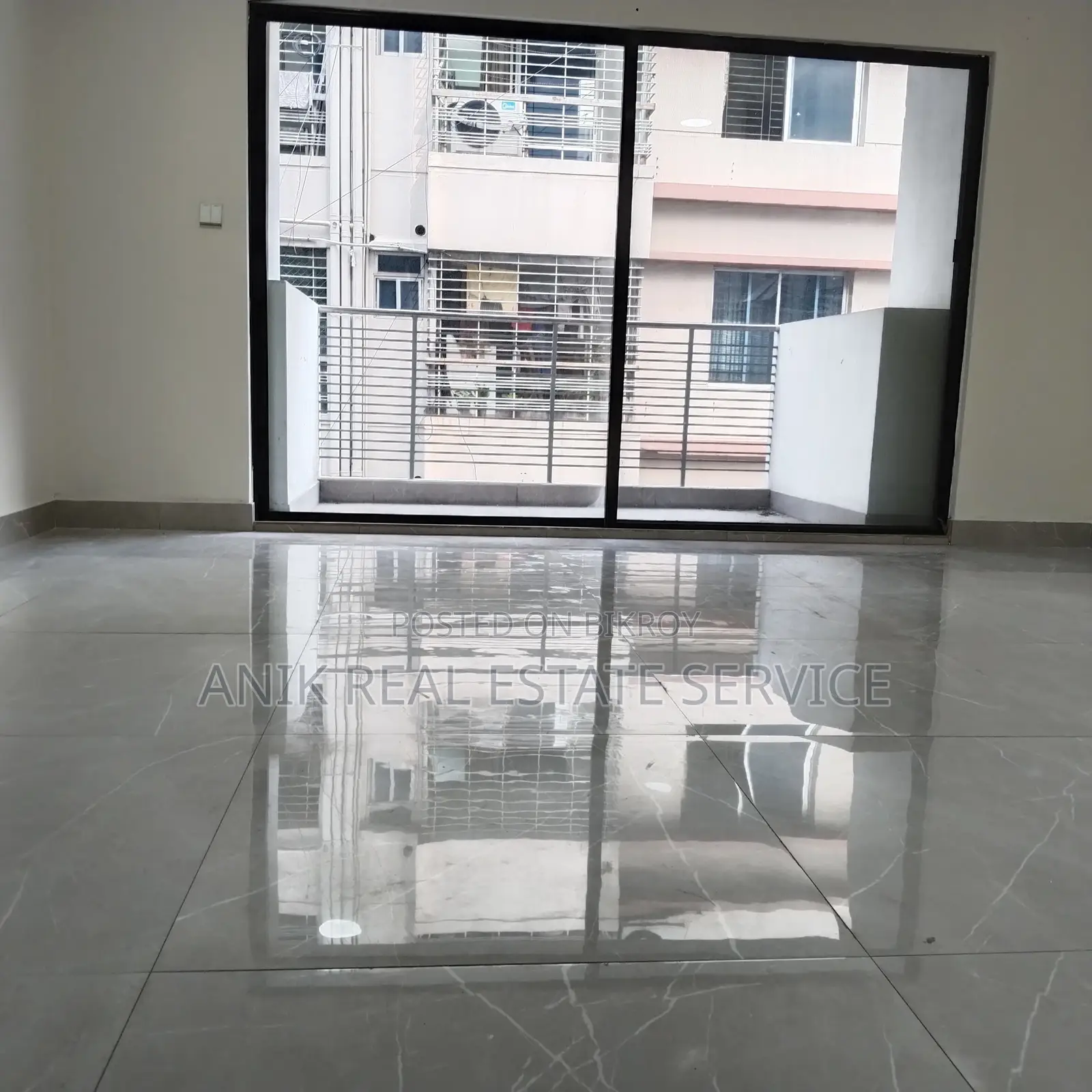Modern Good Quality 2600 Sft Unfurnished Flat Rent At Gulshan 1