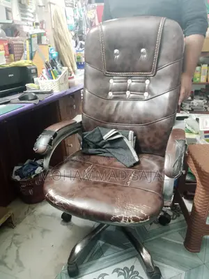 অফিস চেয়ার বিক্রির জন্য