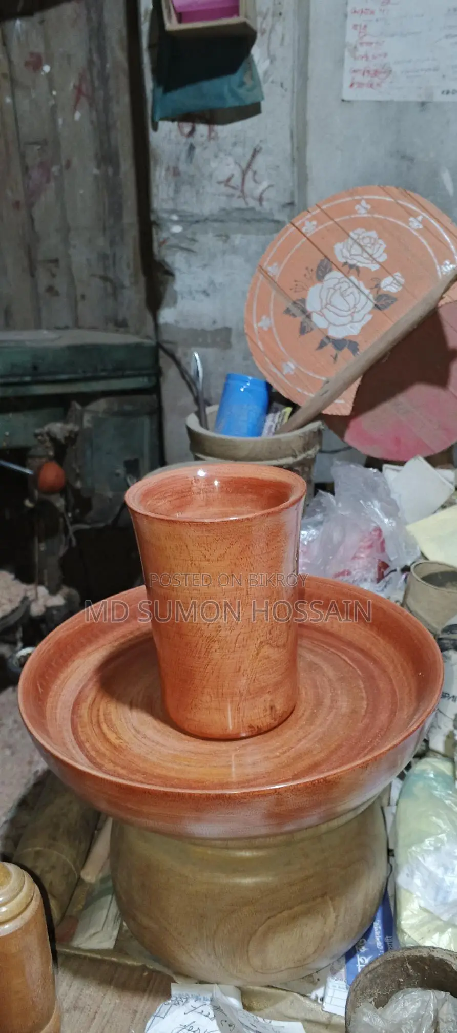 কাঠের তৈরী প্লেট ও গ্লাস