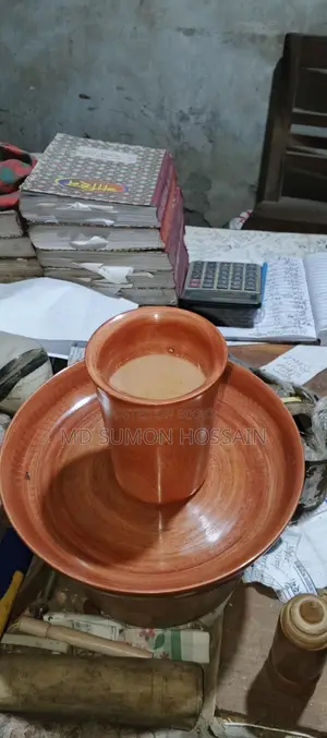 কাঠের তৈরী প্লেট ও গ্লাস