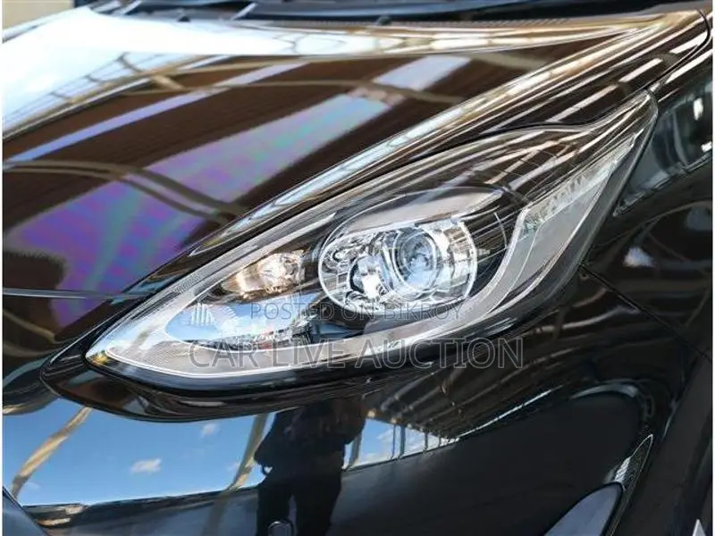 Toyota Aqua Hybrid S Package 2021