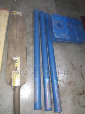 2 Bats 1 Set Stumps