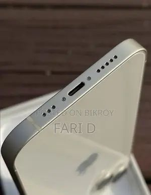 Apple iPhone 13 (Used)