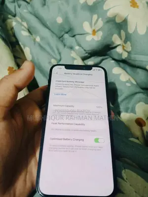 Apple iPhone 12 (Used)