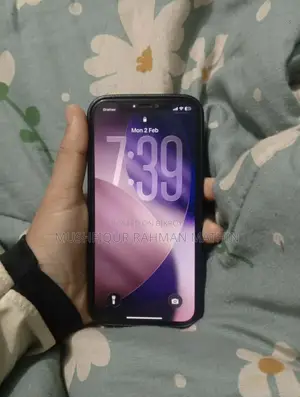 Apple iPhone 12 (Used)