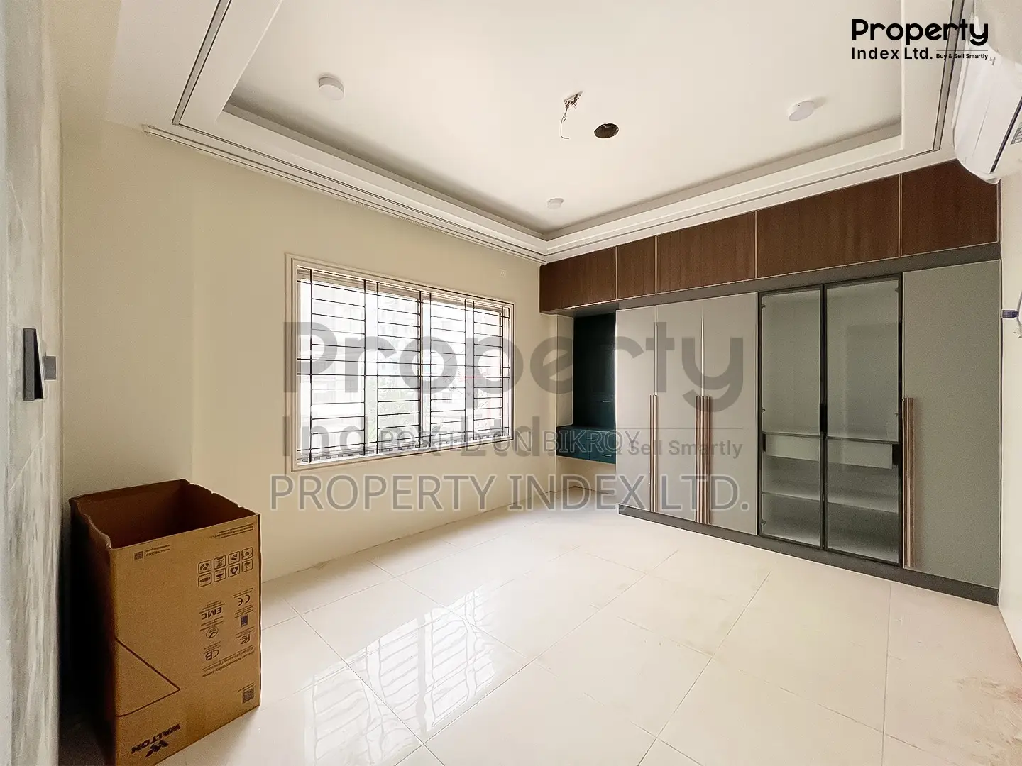 Ready Apartment For Sale! 2315 Sqft Flat At Bashundhara E Block