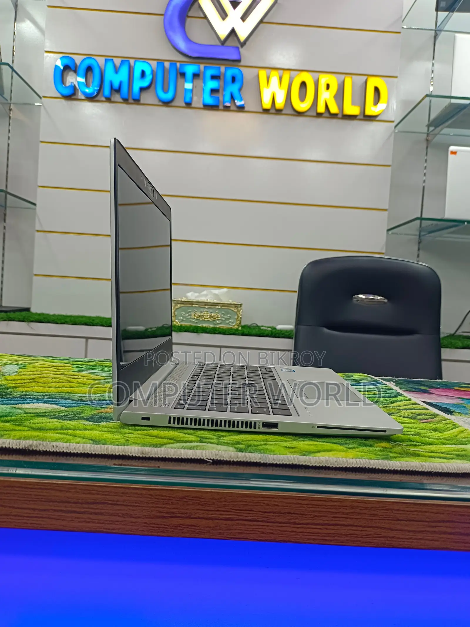 HP Elitebook 830 G5 / Affordable Student Laptop