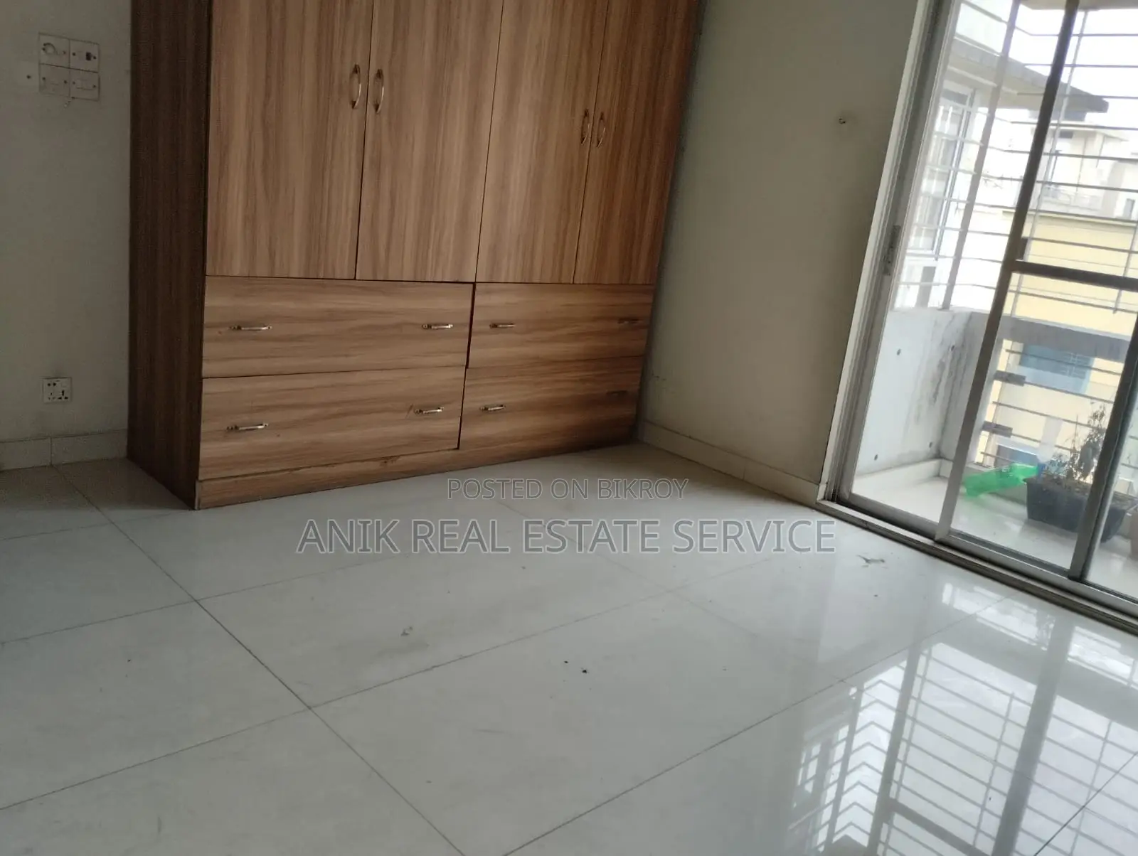 Good Quality 4 Bedroom Flat Rent At Banani