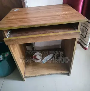 Computer Table