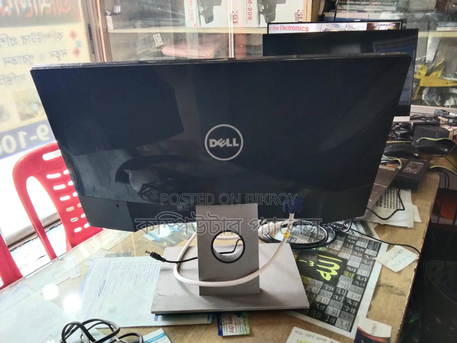 Original DELL Borderless 22 Inch IPS Monitor