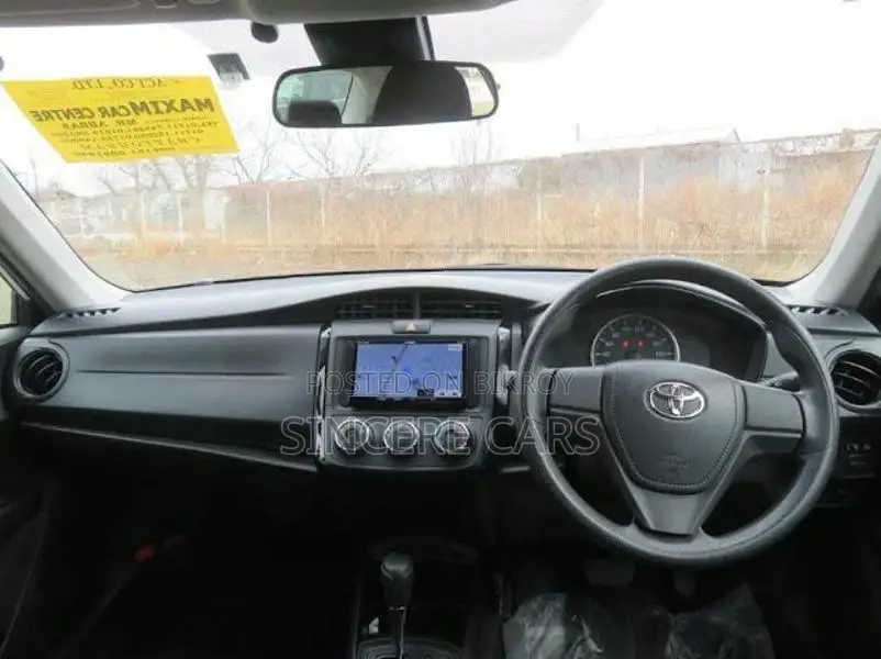 Toyota Axio EX NON HYB 4 POINT 2020