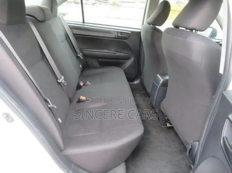 Toyota Axio EX NON HYB 4 POINT 2020
