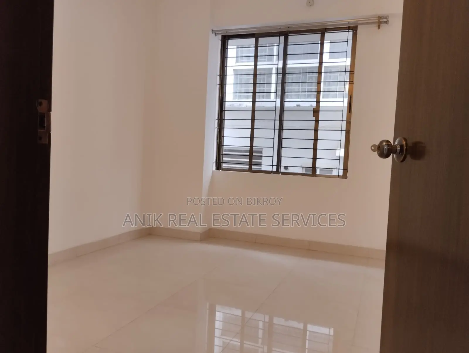 Good Quality 3 Bedroom Unfurnished Flat Rent At Banani