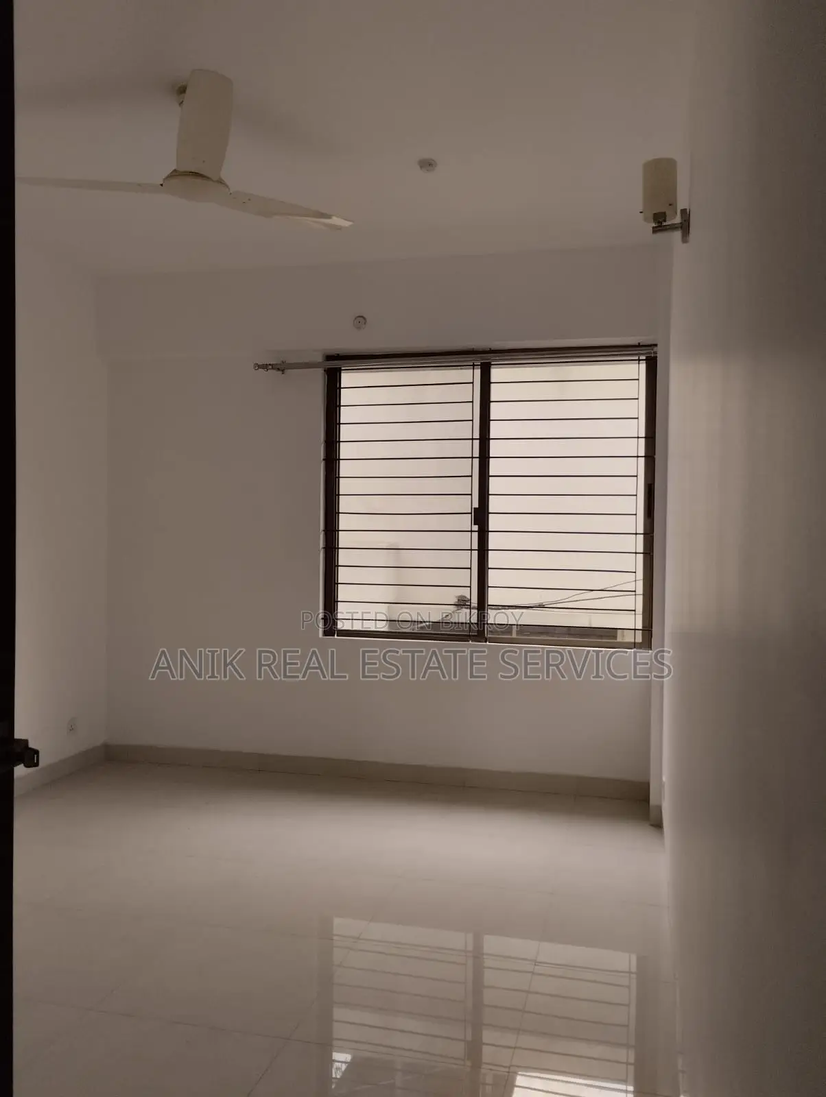 Good Quality 3 Bedroom Unfurnished Flat Rent At Banani