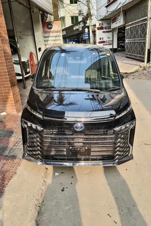 Toyota Voxy SZ PACKAGE-HYBRID.. 2023