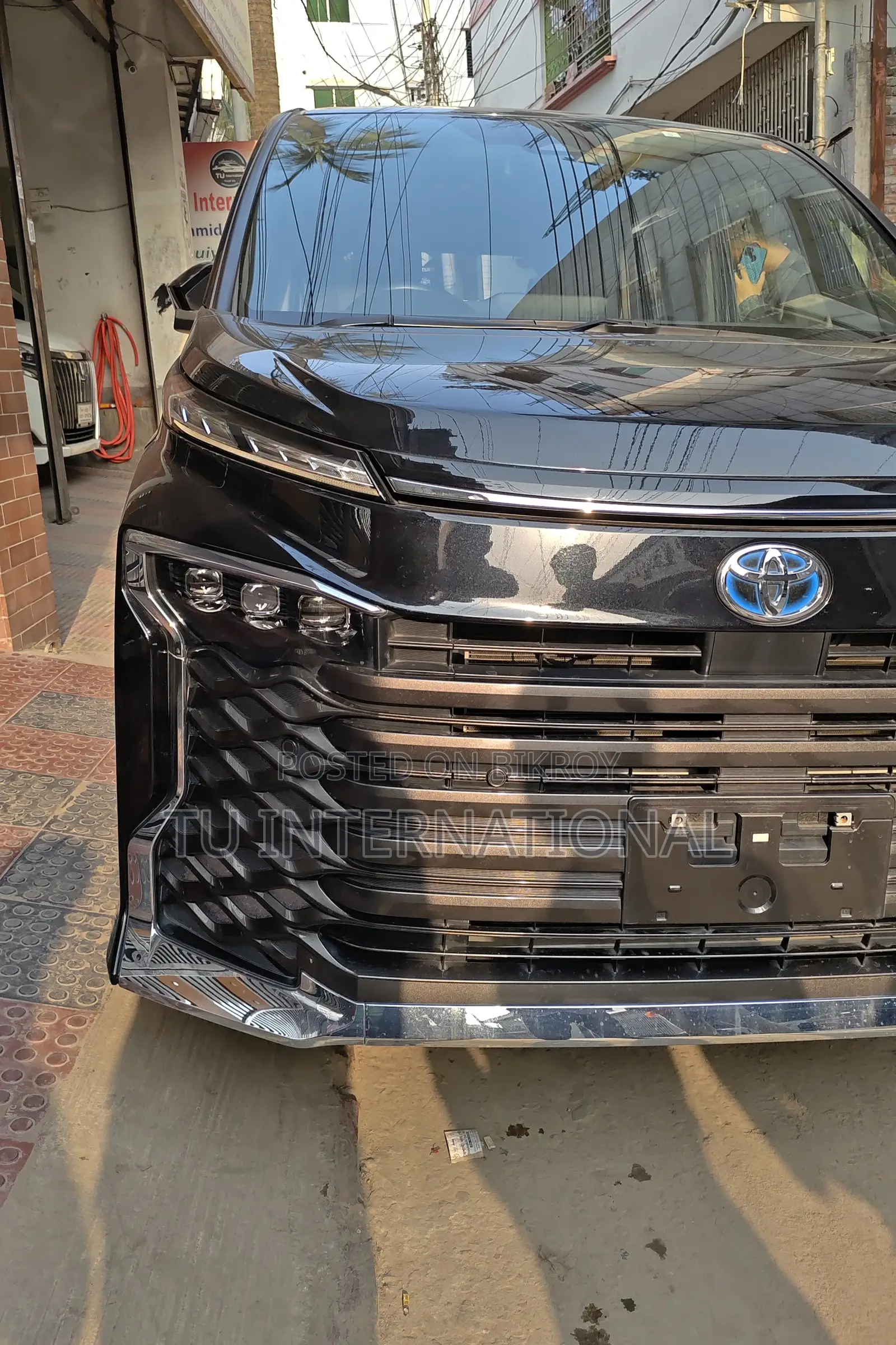Toyota Voxy SZ PACKAGE-HYBRID.. 2023