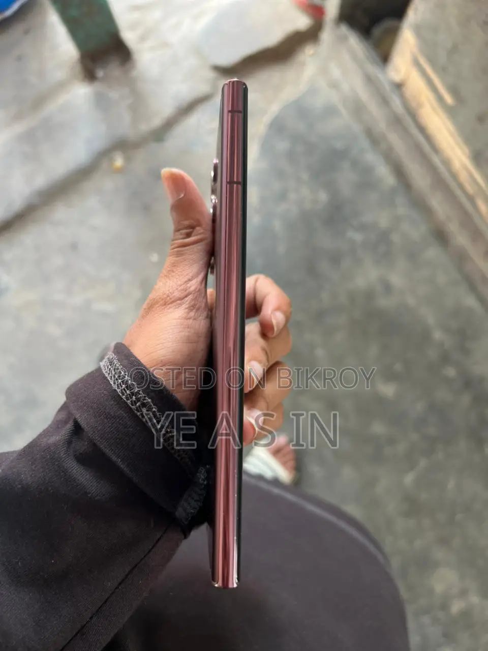 Samsung Galaxy S22 Ultra (Used)