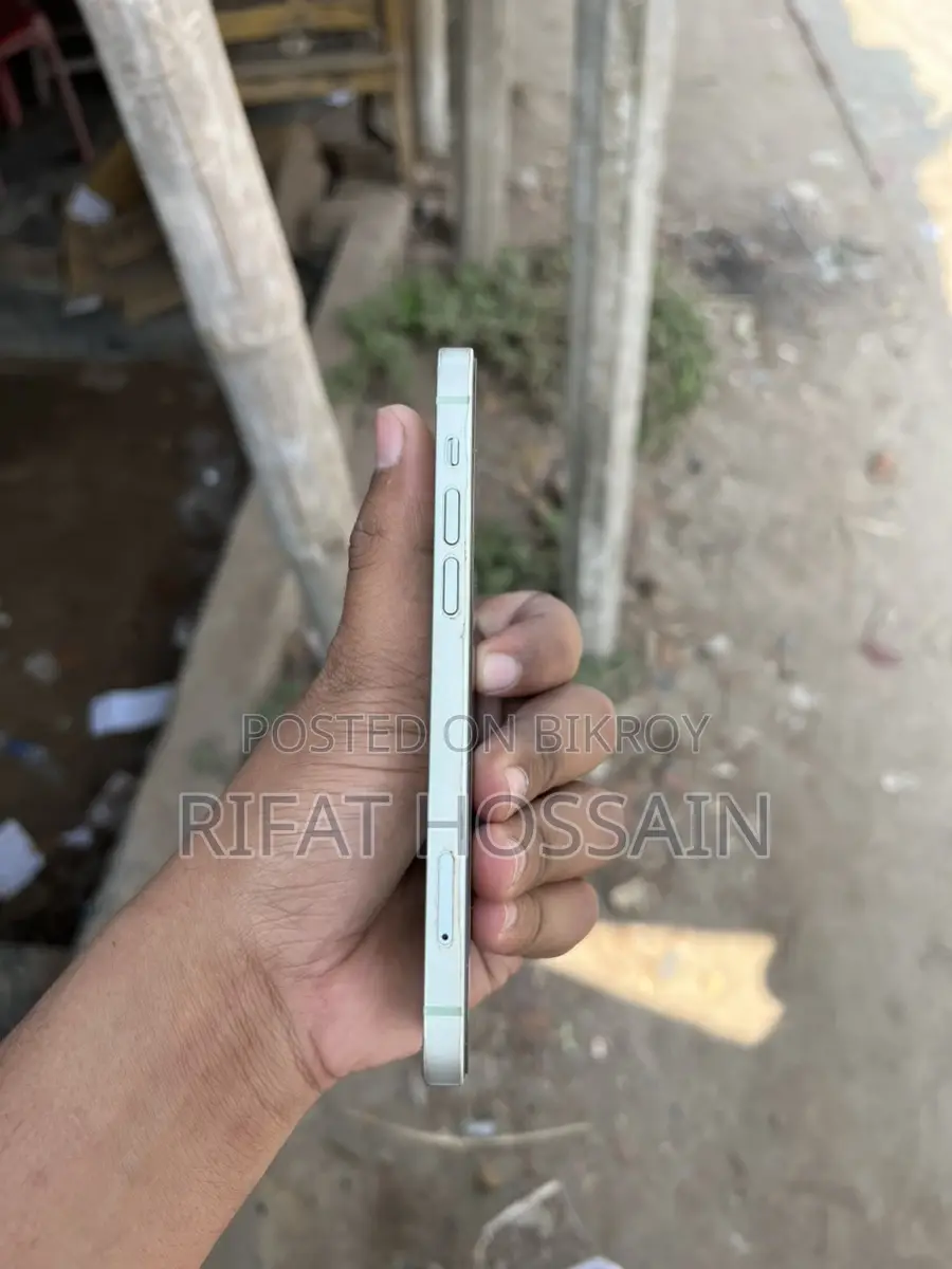 Apple iPhone 12 128 gb (Used)