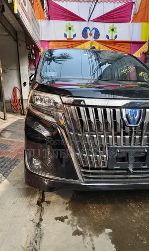 Toyota Esquire GI PREMIUM HYV PUSH 2020