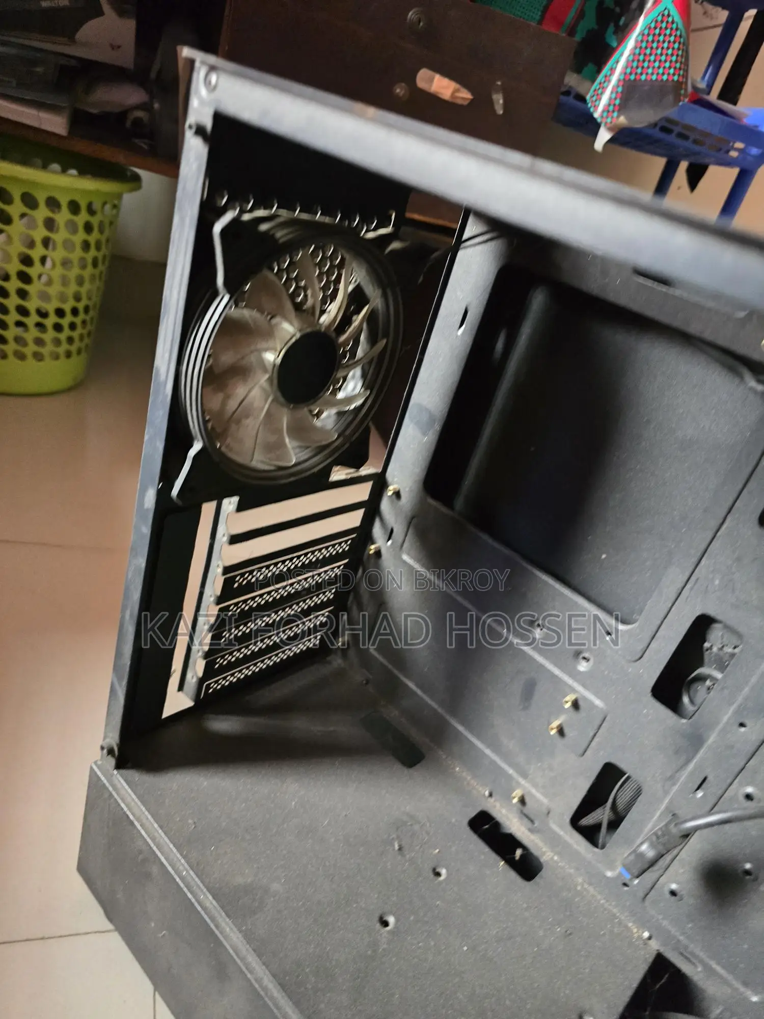 Casing Game Power R-02 with 4 Fans