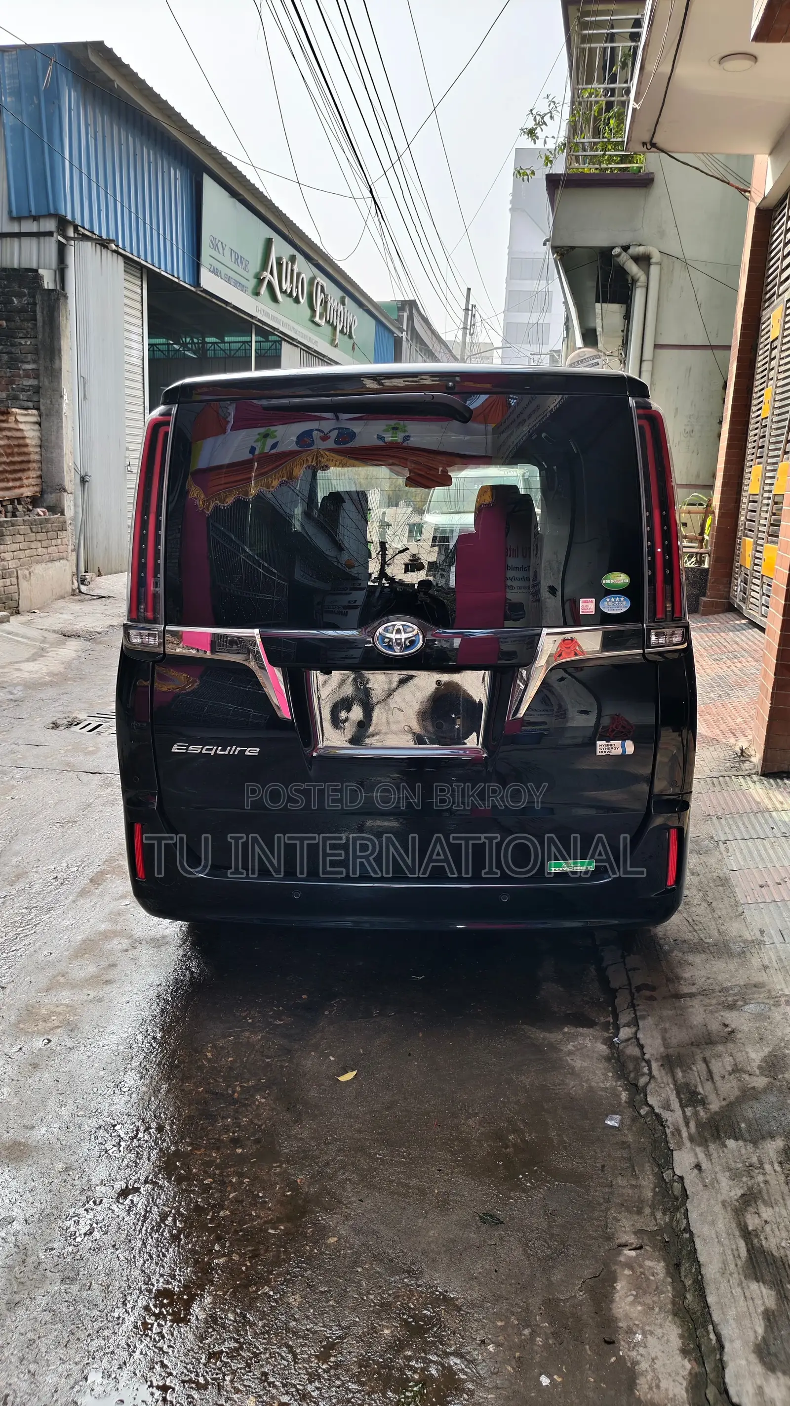 Toyota Esquire GI PREMIUM HYV PUSH 2020