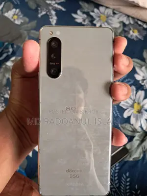 Sony xperia 5 mark 2 (Used)