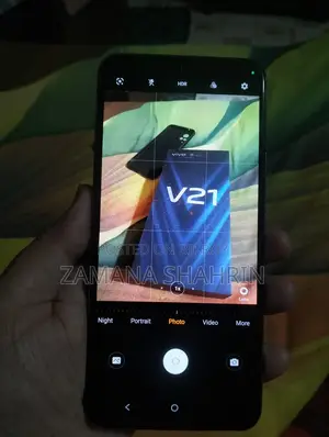 Vivo V21 (Used)