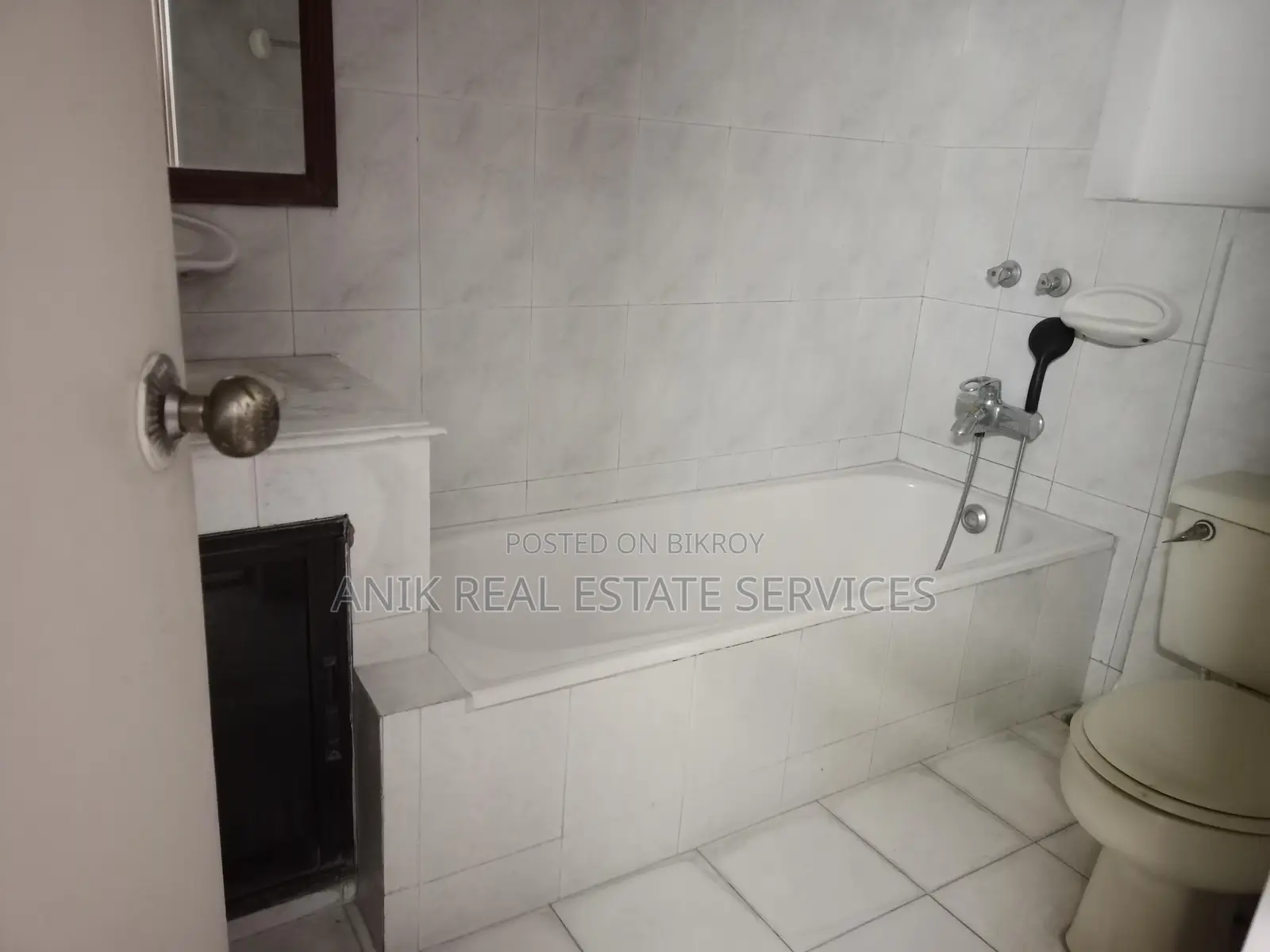 2200 Sft Semi Furnished Office Space Rent At Gulshan