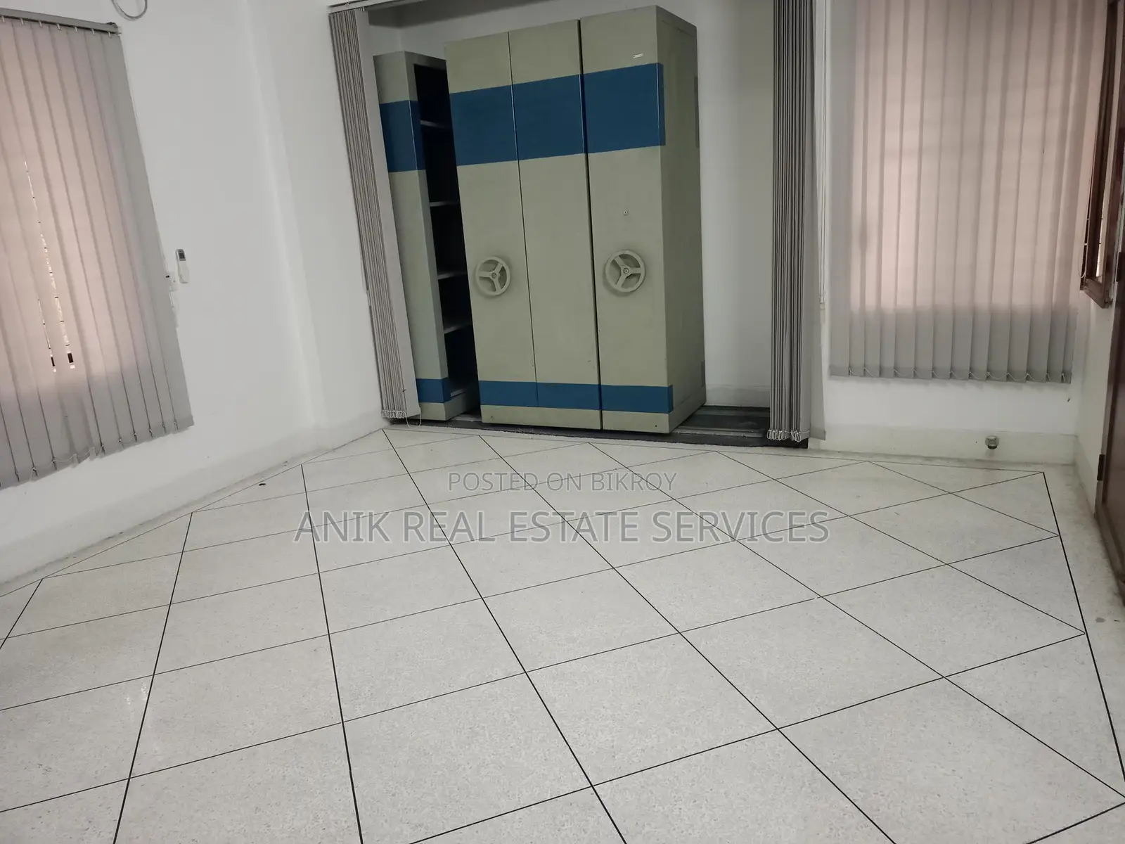 2200 Sft Semi Furnished Office Space Rent At Gulshan