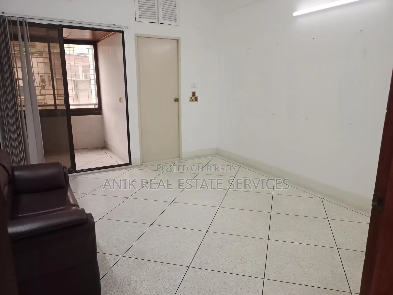 2200 Sft Semi Furnished Office Space Rent At Gulshan