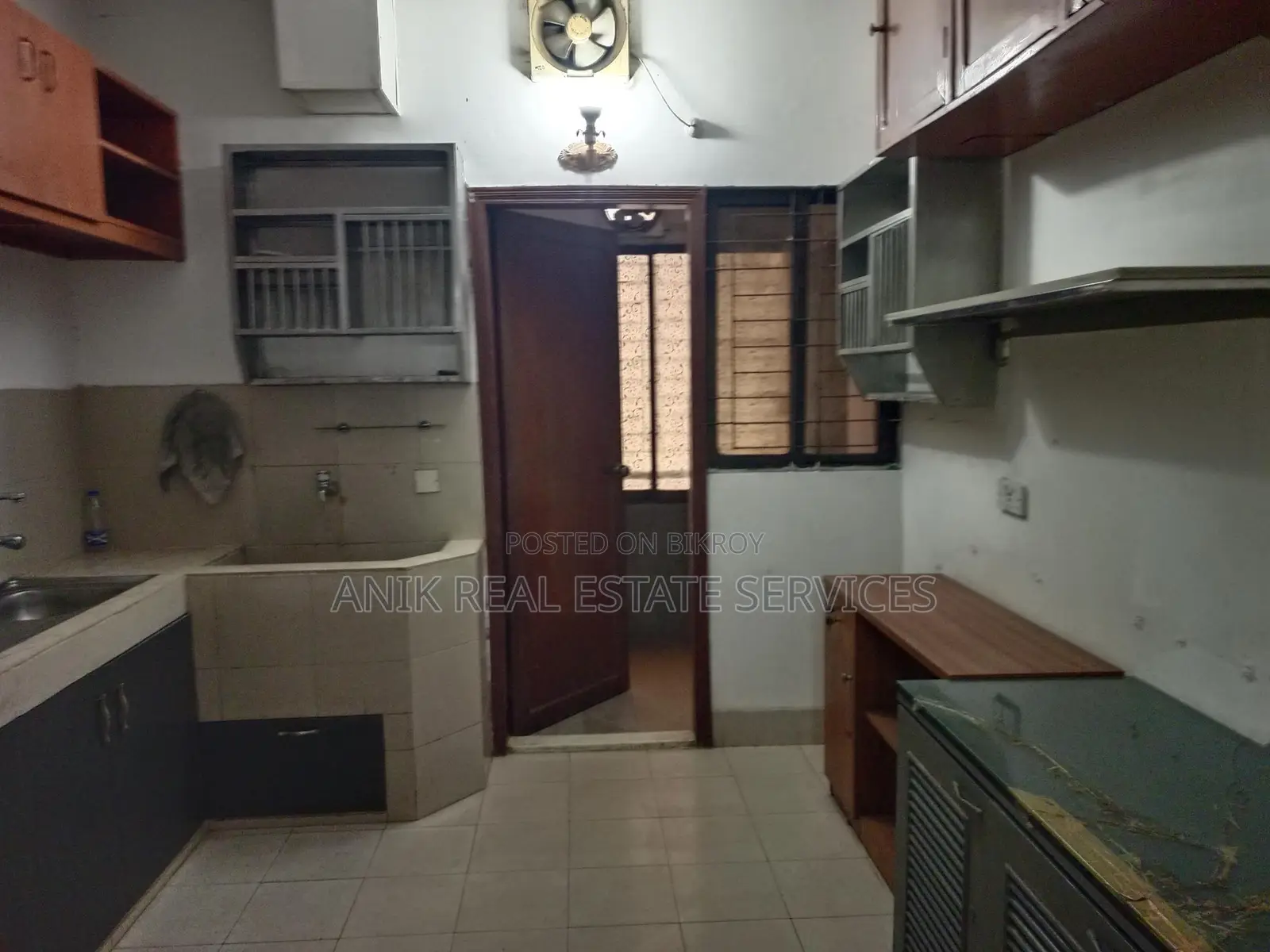 2200 Sft Semi Furnished Office Space Rent At Gulshan