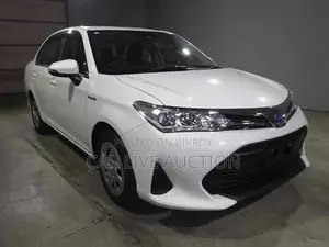 Toyota Axio Hybrid-ready 2020