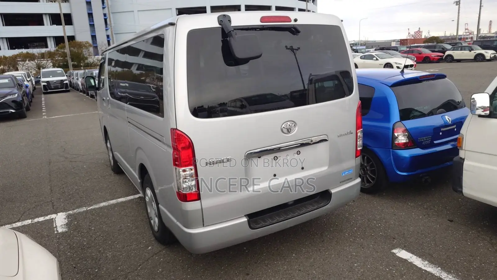Toyota Hiace SUPER GL KEY START 2021