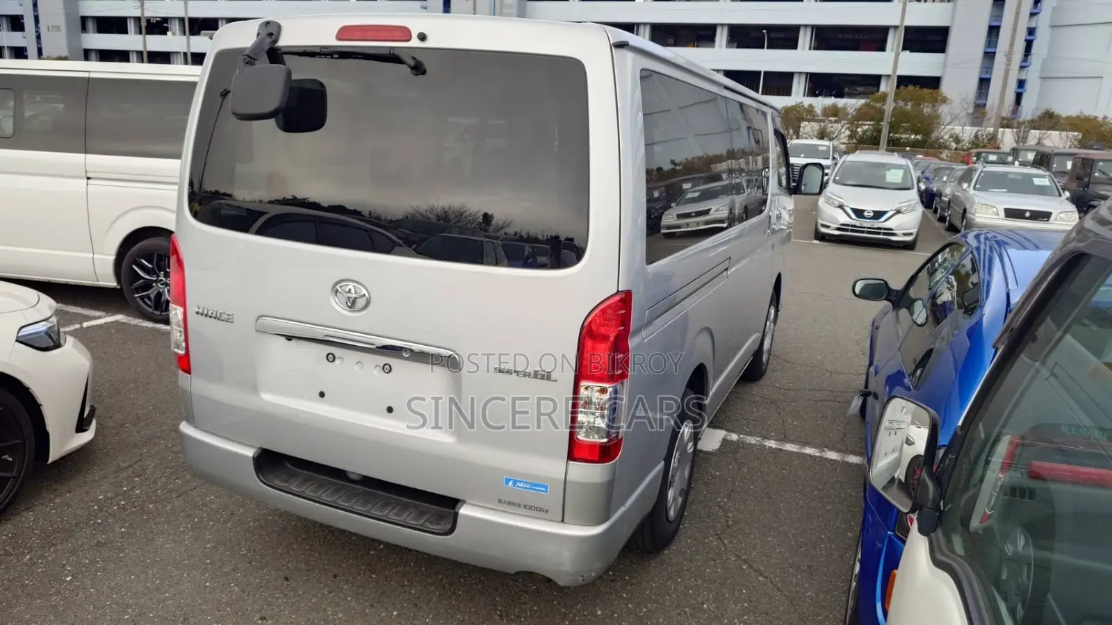 Toyota Hiace SUPER GL KEY START 2021
