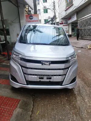 Toyota Noah 1DOOR POWER KEY 2021