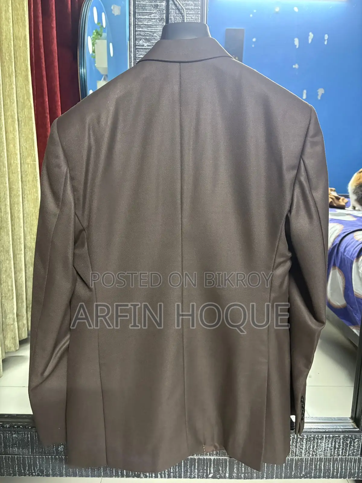 Raymond Suit