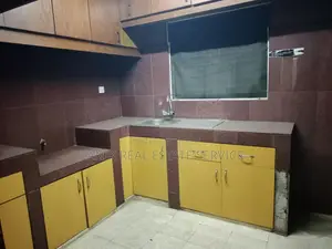 গুলশান ১-এ ২৩০০ বর্গফুট অফিস স্পেস ভাড়া