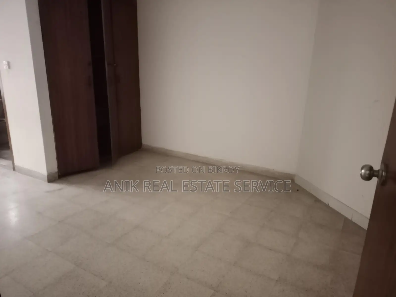 গুলশান ১-এ ২৩০০ বর্গফুট অফিস স্পেস ভাড়া