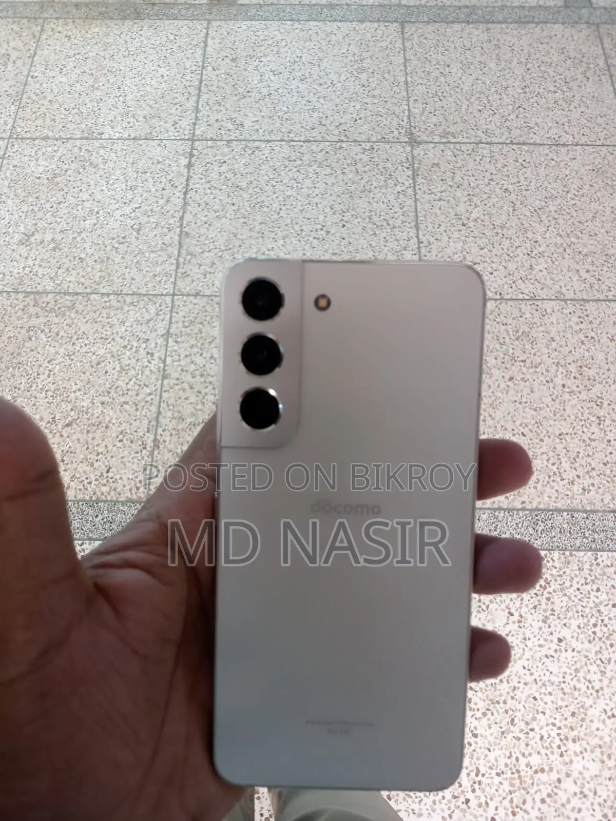 Samsung Galaxy S22 . (Used)
