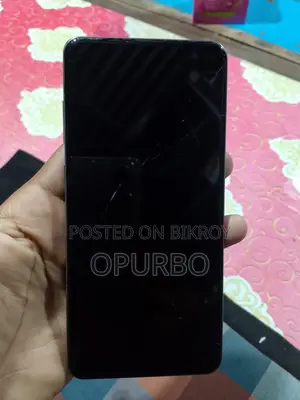 Samsung Galaxy S10 Plus . (Used)