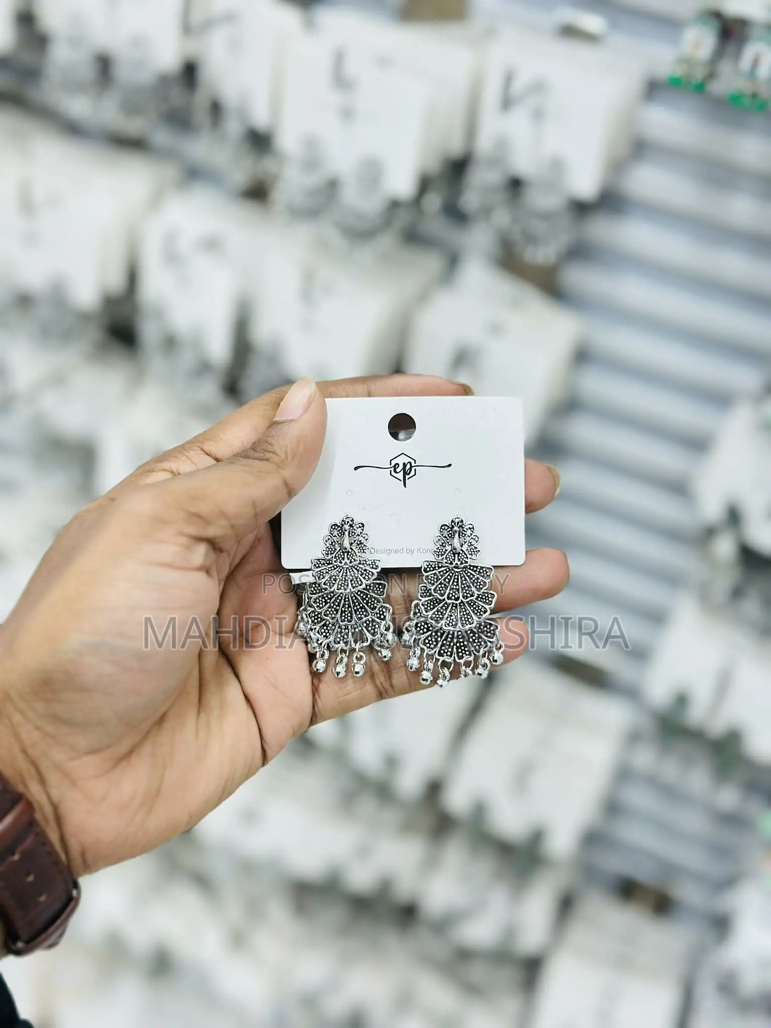 Get Beautiful Earrings at an Offer Price