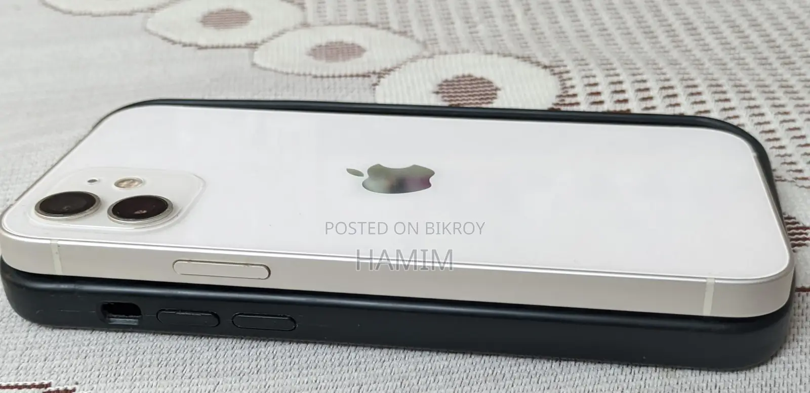 Apple iPhone 12 (Used)