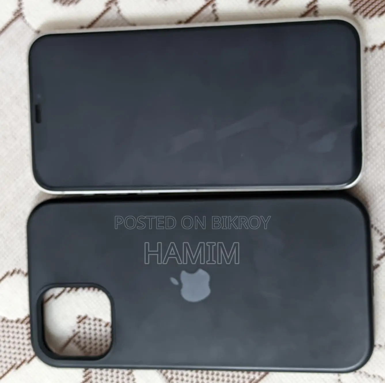 Apple iPhone 12 (Used)