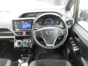 Toyota Esquire GI premium edition 2021